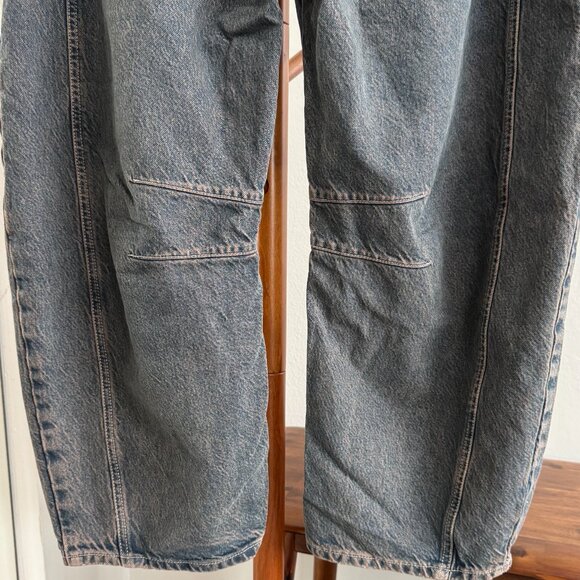 Free People - We The Free Good Luck Mid-Rise Barrel Jeans in Ian Indigo - Picture 16 of 16